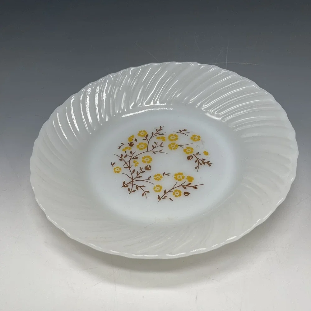 (1) Termocrisa‎ Milk Glass Floral SOUP BOWL Mexico Mid Century Retro Swirl Edge